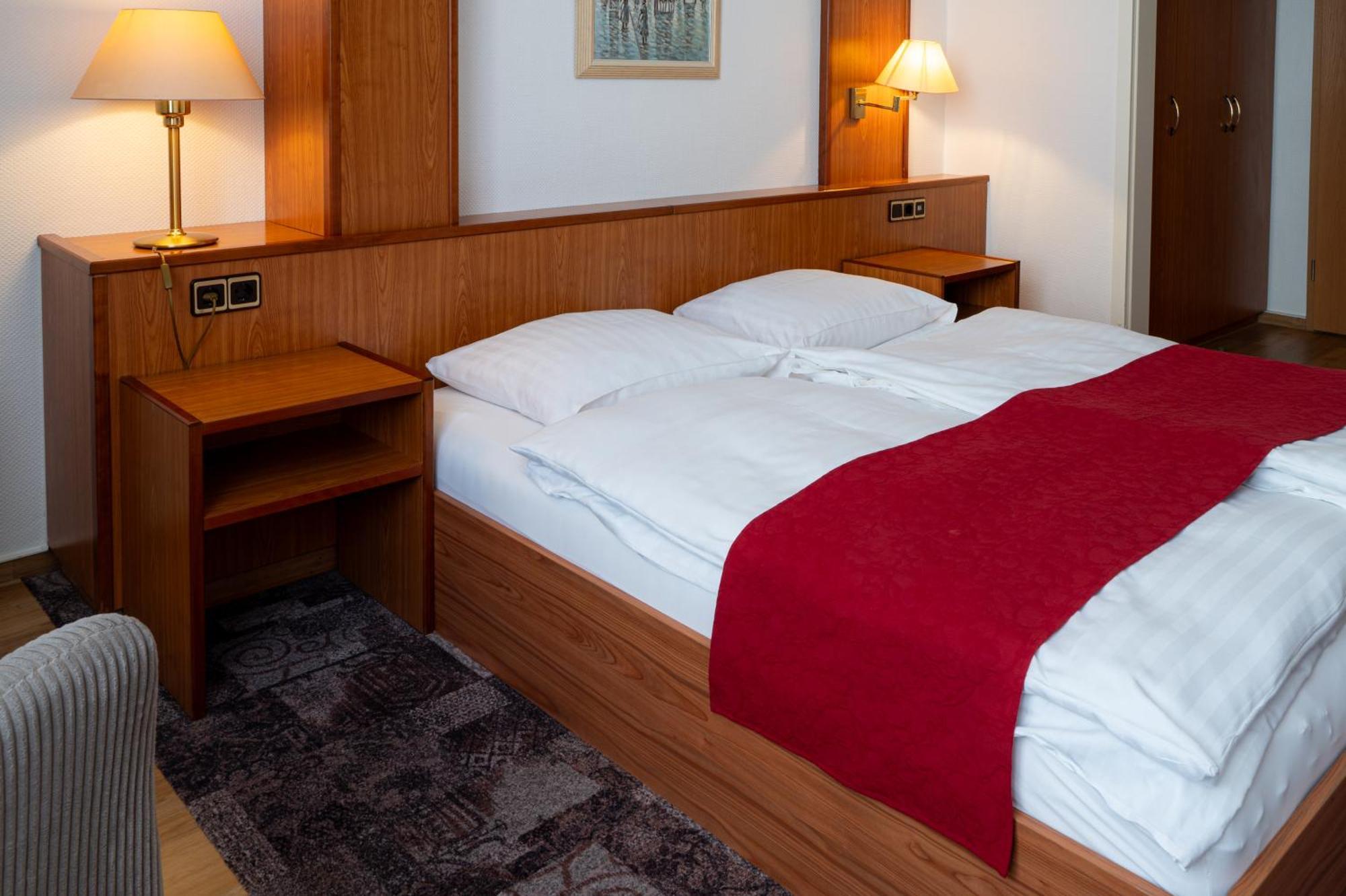 Hotel Zur Post Neubruchhausen Kültér fotó